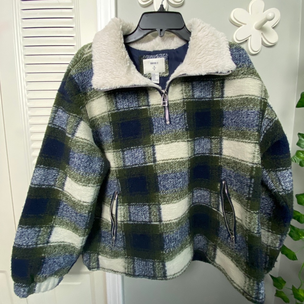 Medium. Forever 21. Green, Blue, & White Plaid.